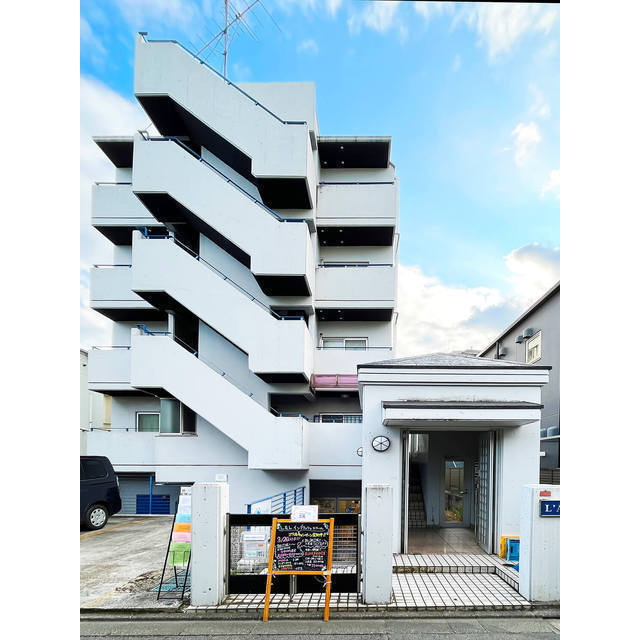 ラトリエブルー