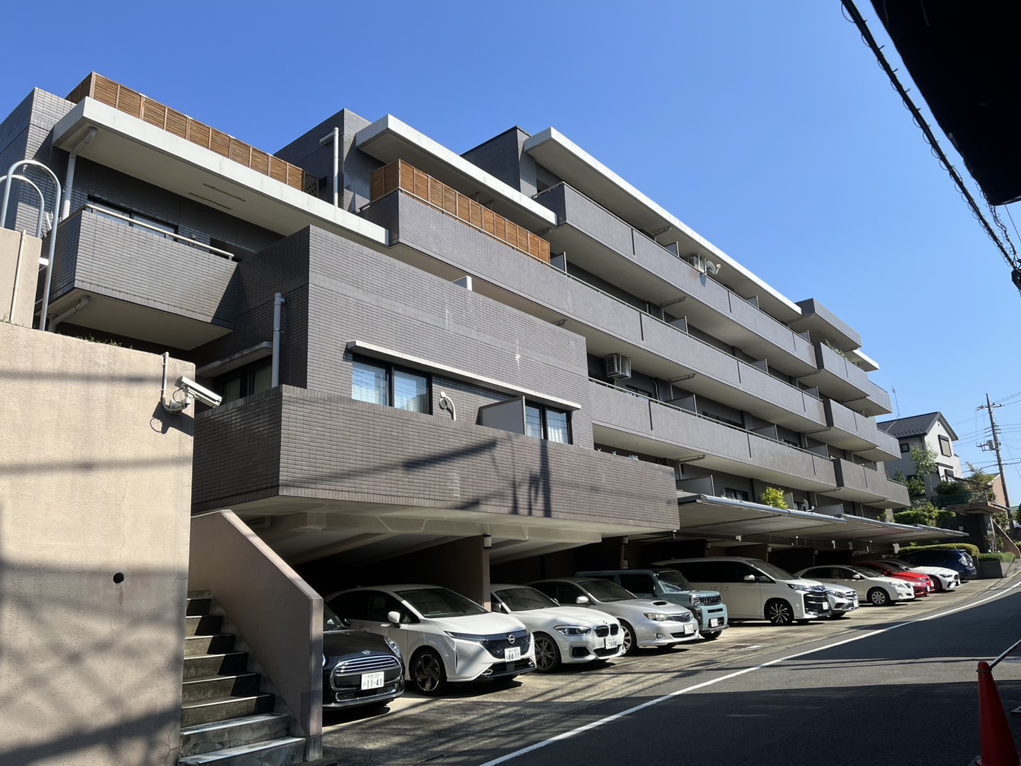 【区分】バームステージたまプラーザ　３階角部屋　ルーフバルコニー